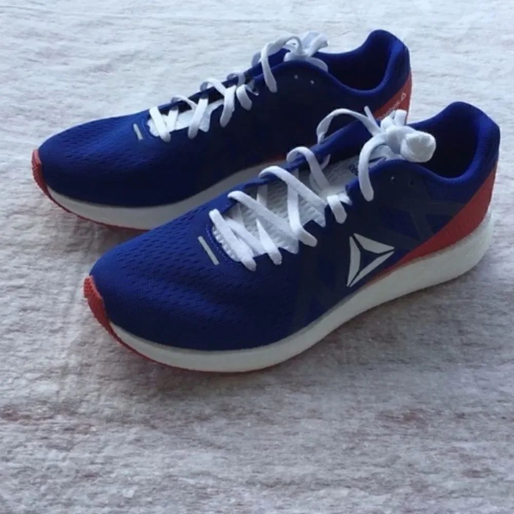 REEBOK FOREVER FLOATRIDE wns size 8.5 - Picture 5 of 7